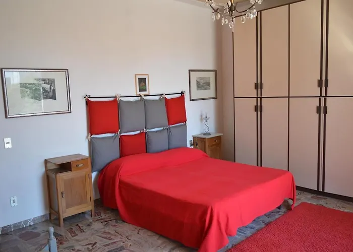 House With Large Terrace Empoli